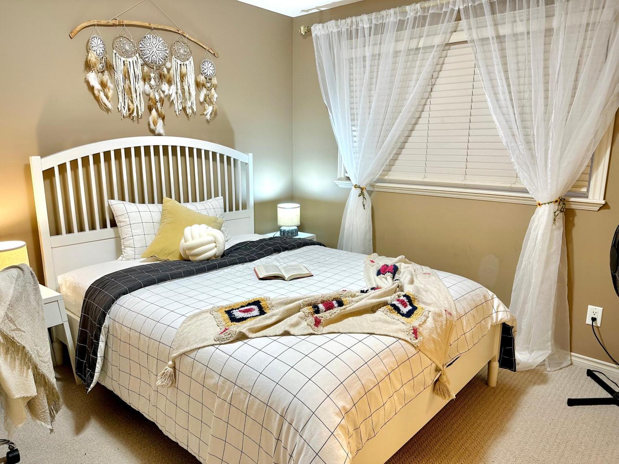 Scorpio House Langley- Room 3 Buitenkant foto